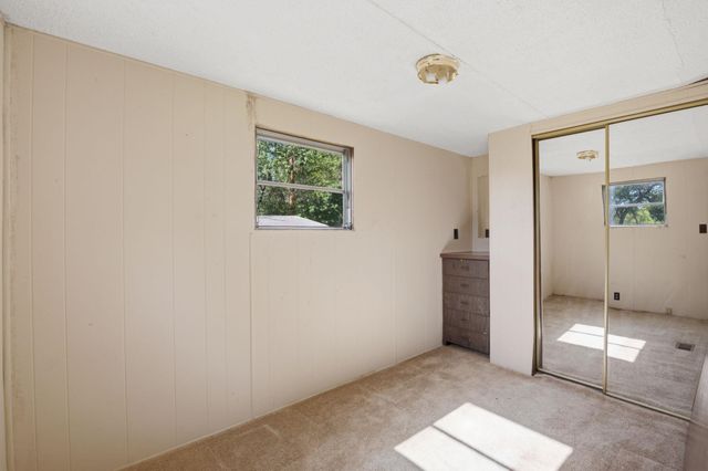 5739 S Washington, Wichita, KS 67216