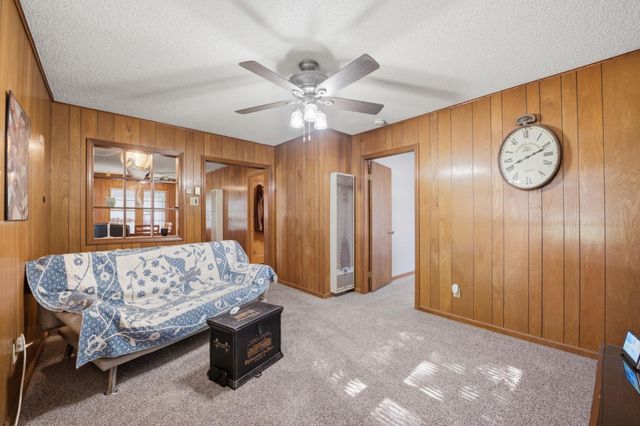 5739 S Washington, Wichita, KS 67216