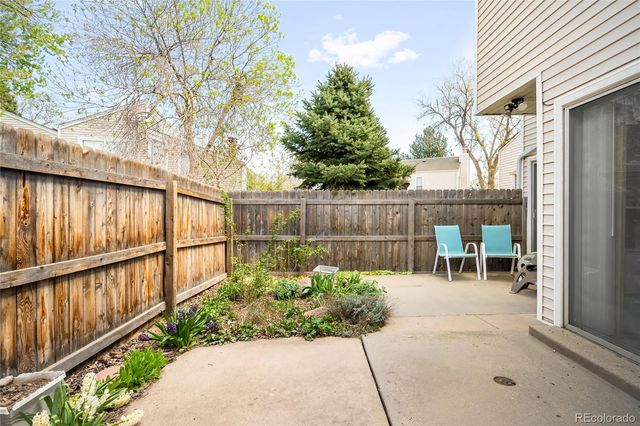 1569 S Sable Boulevard B, Aurora, CO 80012