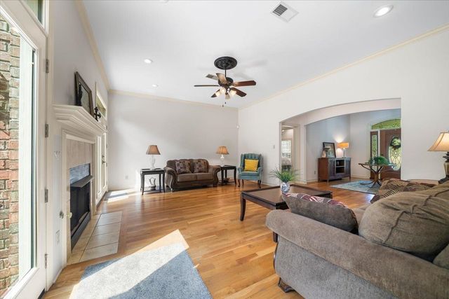 425 ALISHA DR, Rossville, TN 38066