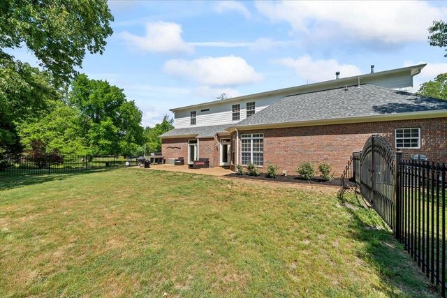 425 ALISHA DR, Rossville, TN 38066