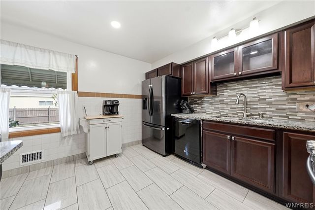 301 Homecrest Drive, Amherst, NY 14226