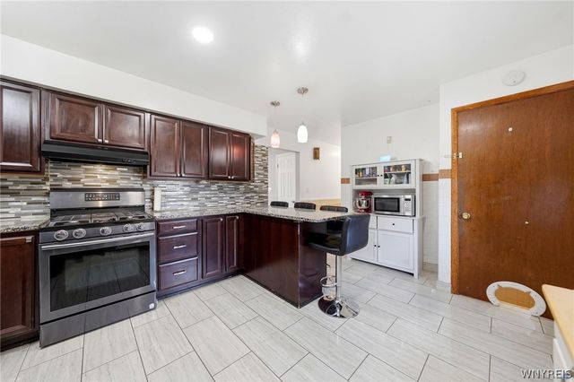 301 Homecrest Drive, Amherst, NY 14226