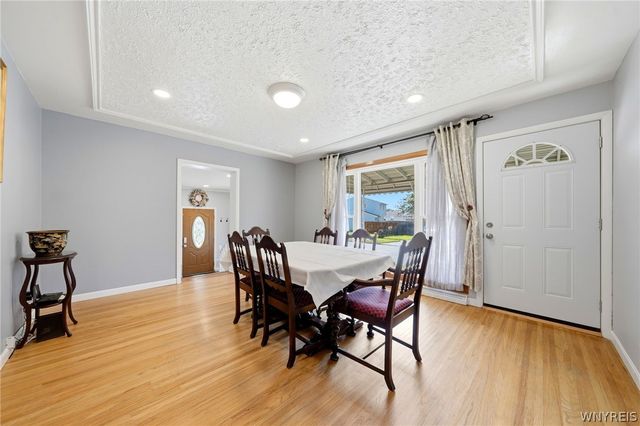 301 Homecrest Drive, Amherst, NY 14226