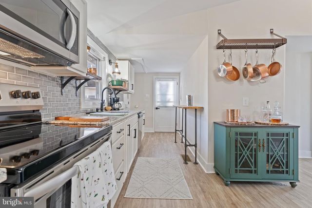 413 WESTOVER PKWY, Locust Grove, VA 22508