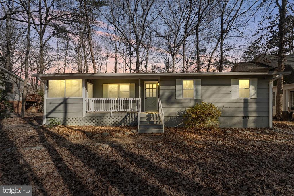 413 WESTOVER PKWY, Locust Grove, VA 22508