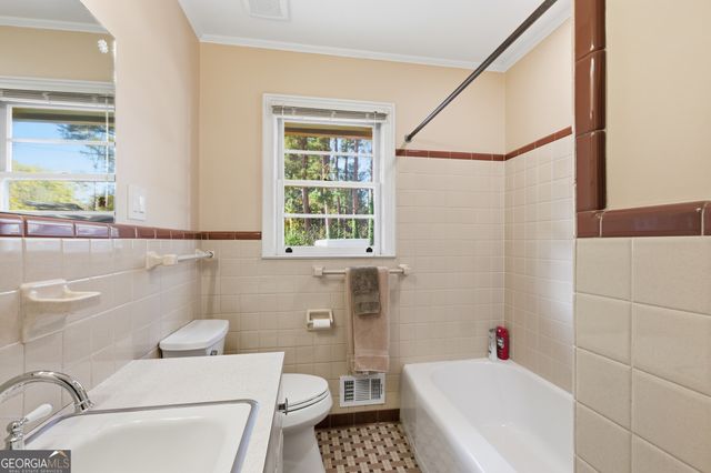 117 Glencrest Drive, Toccoa, GA 30577