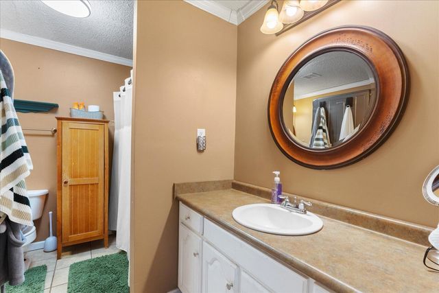 910 Hickory Street, Jasper, TN 37347