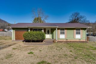 910 Hickory Street, Jasper, TN 37347