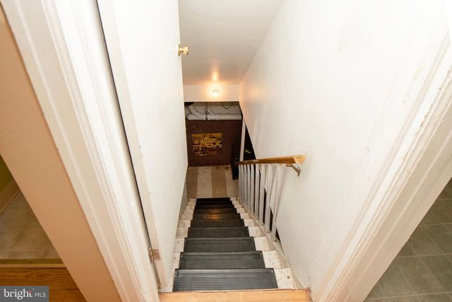 32 HOLMES AVE, Hamilton, NJ 08610