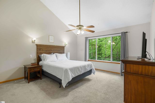 1401 Winding Way, Taylors, SC 29687