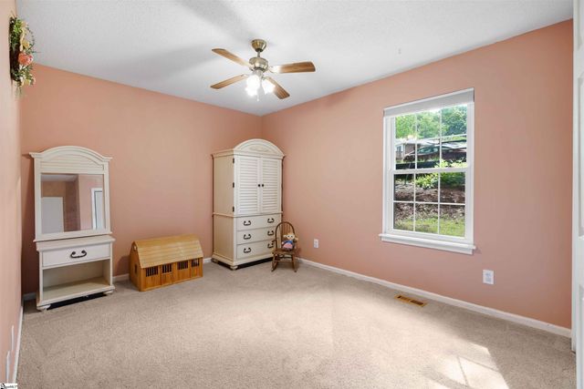 1401 Winding Way, Taylors, SC 29687