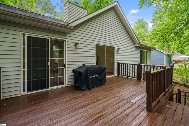 1401 Winding Way, Taylors, SC 29687
