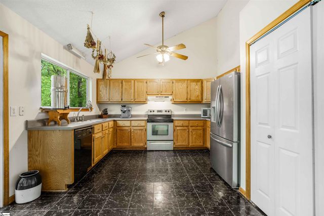 1401 Winding Way, Taylors, SC 29687