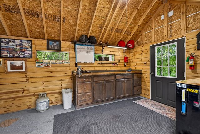 892 Morton Drive, Ellijay, GA 30540
