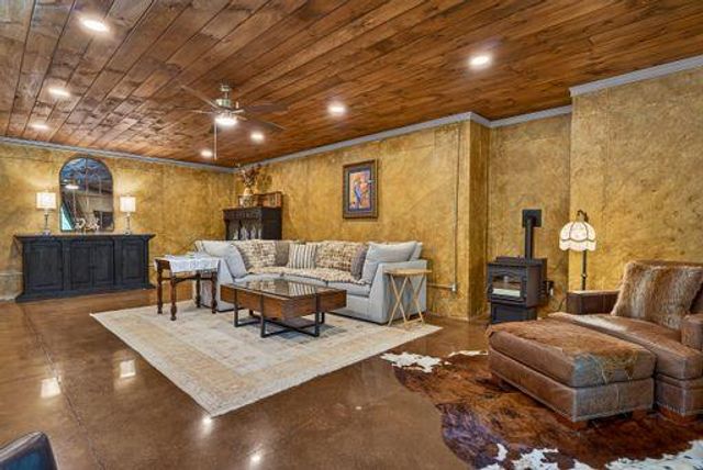 892 Morton Drive, Ellijay, GA 30540