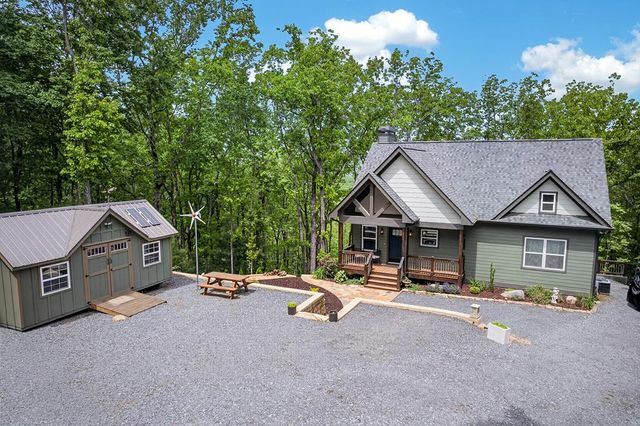 892 Morton Drive, Ellijay, GA 30540