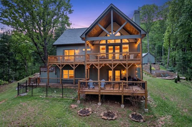 892 Morton Drive, Ellijay, GA 30540