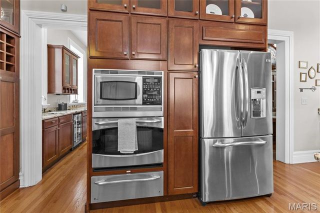 2335 Whittemore Place, St Louis, MO 63104