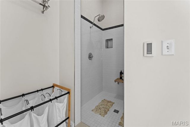 2335 Whittemore Place, St Louis, MO 63104