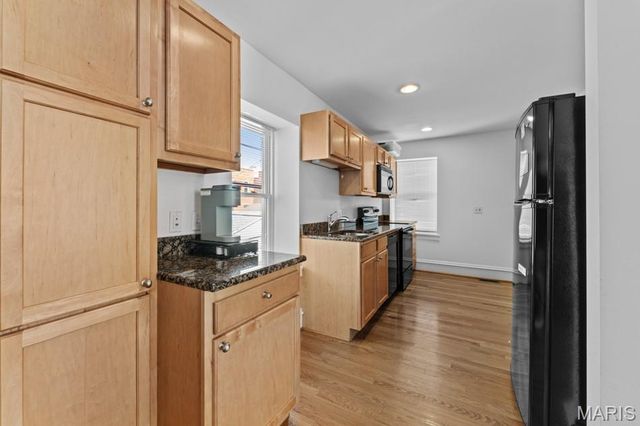 2335 Whittemore Place, St Louis, MO 63104