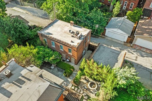 2335 Whittemore Place, St Louis, MO 63104