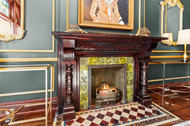 2335 Whittemore Place, St Louis, MO 63104