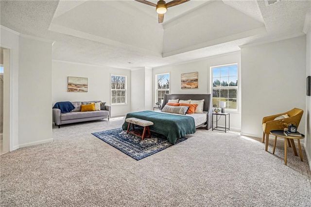 21320 W 98th Street, Lenexa, KS 66220