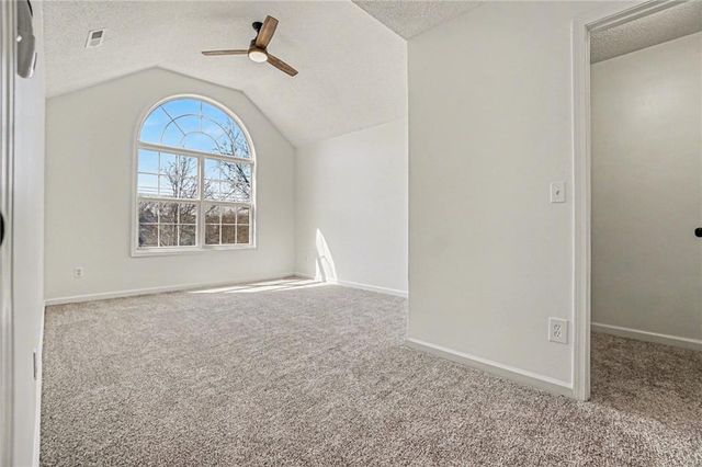 21320 W 98th Street, Lenexa, KS 66220