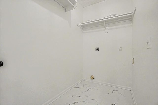 21320 W 98th Street, Lenexa, KS 66220