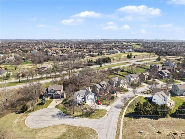 21320 W 98th Street, Lenexa, KS 66220