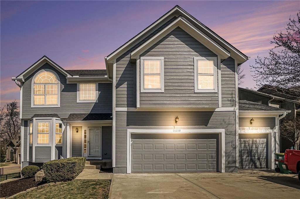 21320 W 98th Street, Lenexa, KS 66220