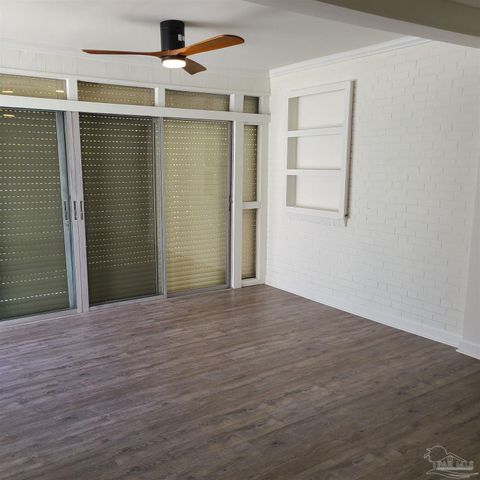 1301 W Lee St, Pensacola, FL 32501