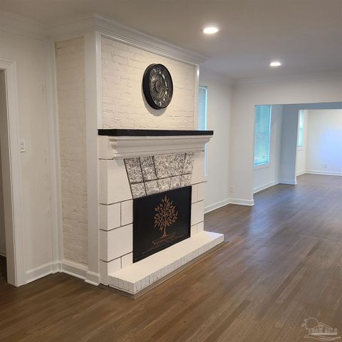 1301 W Lee St, Pensacola, FL 32501