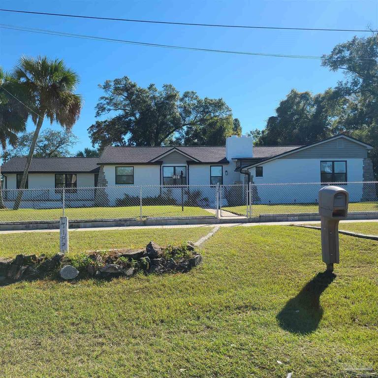 1301 W Lee St, Pensacola, FL 32501