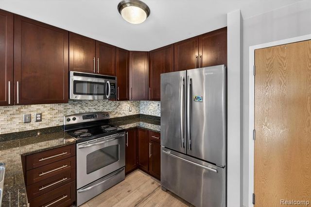 111 N Ashley Street 406, Ann Arbor, MI 48104