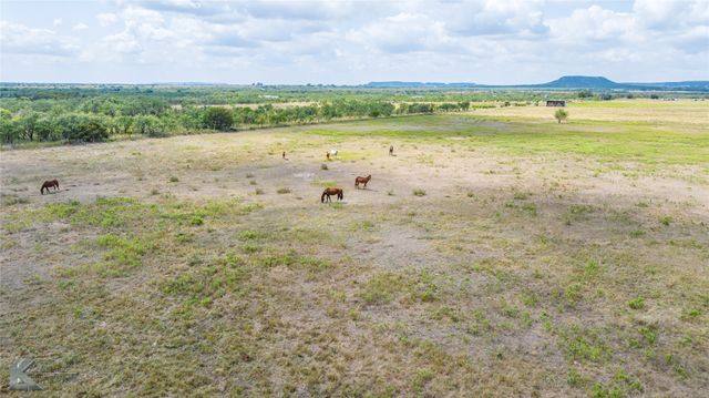 1673 Fm 614, Ovalo, TX 79541