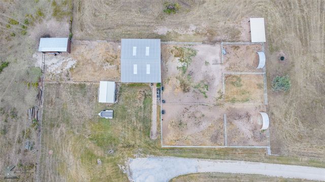 1673 Fm 614, Ovalo, TX 79541