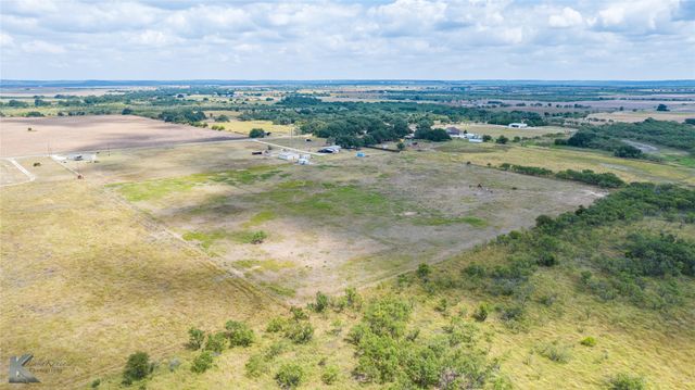 1673 Fm 614, Ovalo, TX 79541