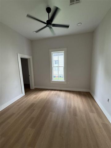 1014 Iris Street, Lake Charles, LA 70601
