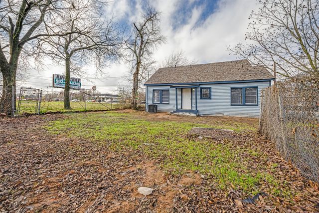 522 N Austin Avenue, Denison, TX 75020