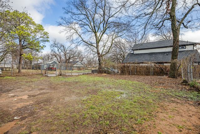522 N Austin Avenue, Denison, TX 75020