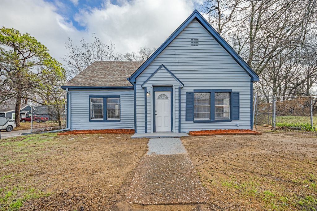 522 N Austin Avenue, Denison, TX 75020