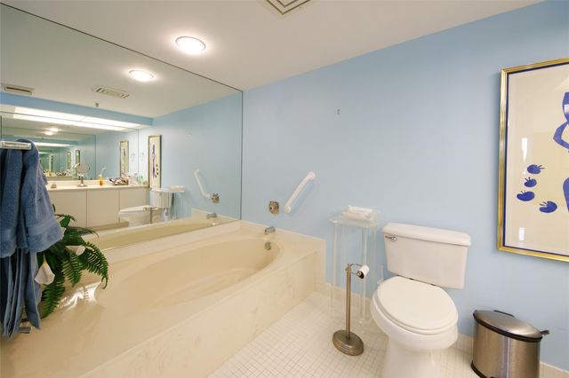 2480 Presidential Way 1103, West Palm Beach, FL 33401