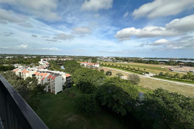 2480 Presidential Way 1103, West Palm Beach, FL 33401