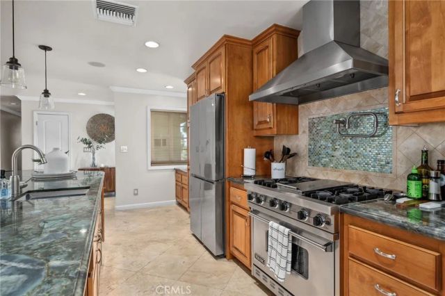 518 Converse, Claremont, CA 91711