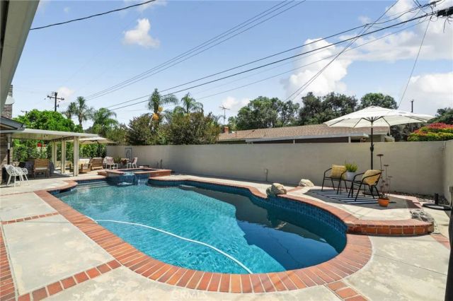518 Converse, Claremont, CA 91711
