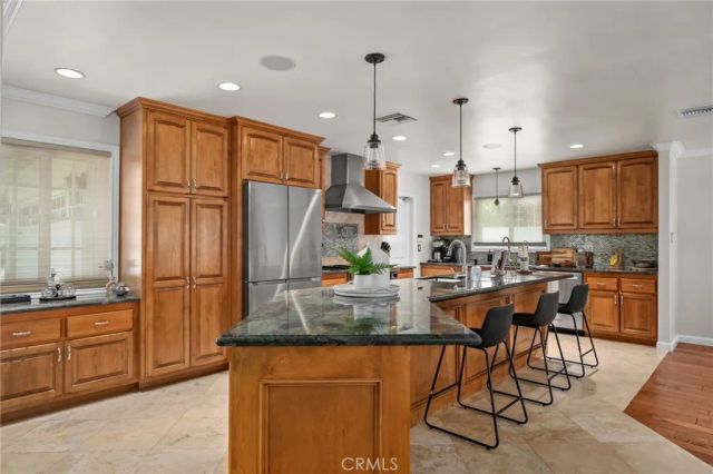 518 Converse, Claremont, CA 91711
