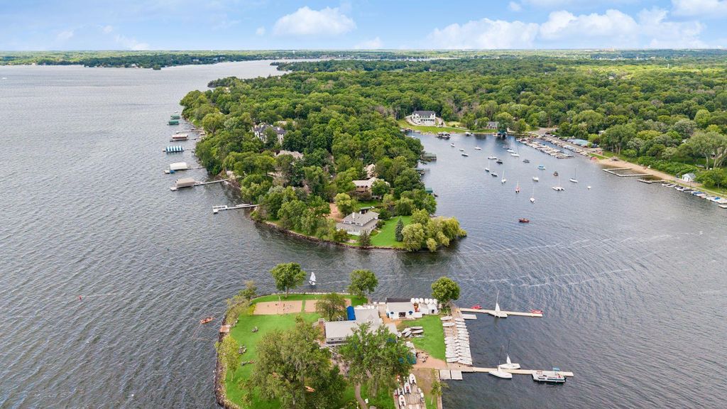 3845 Northome Road, Deephaven, MN 55391 — photo 3