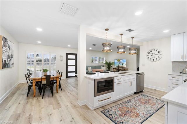 4568 San Antonio LN, Bonita Springs, FL 34134